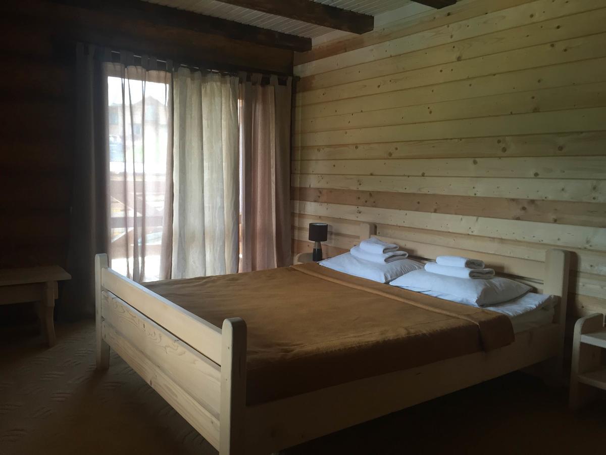 Roksolana Hotel Izki Esterno foto