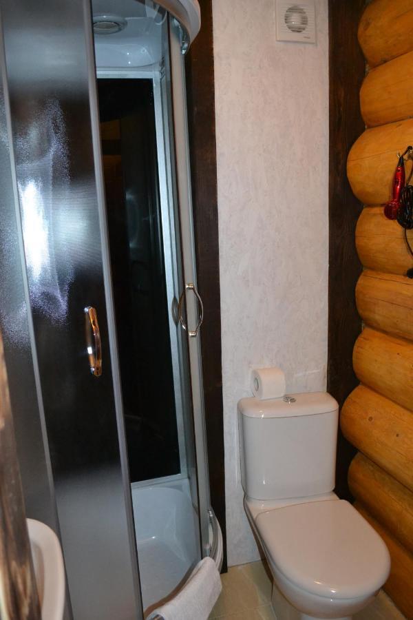 Roksolana Hotel Izki Esterno foto
